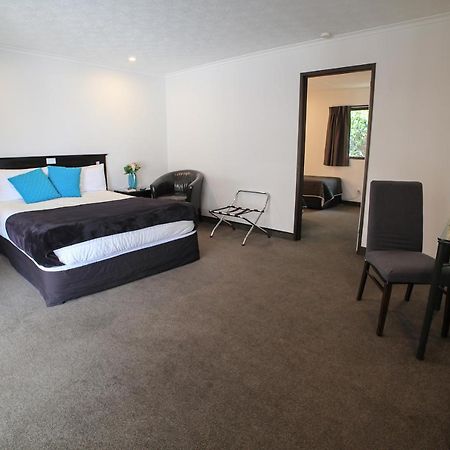 Palm City Motor Inn Napier Bagian luar foto