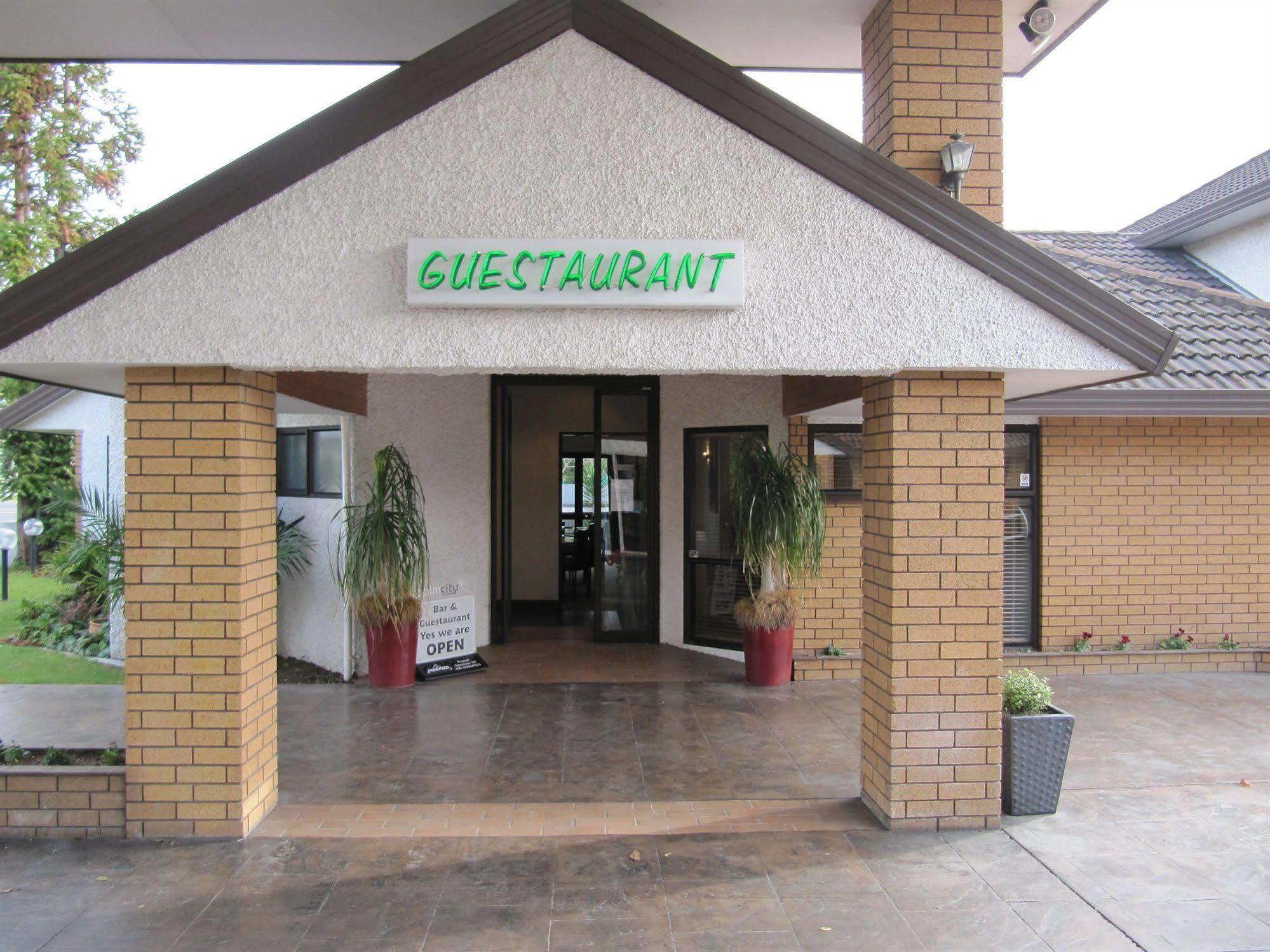 Palm City Motor Inn Napier Bagian luar foto